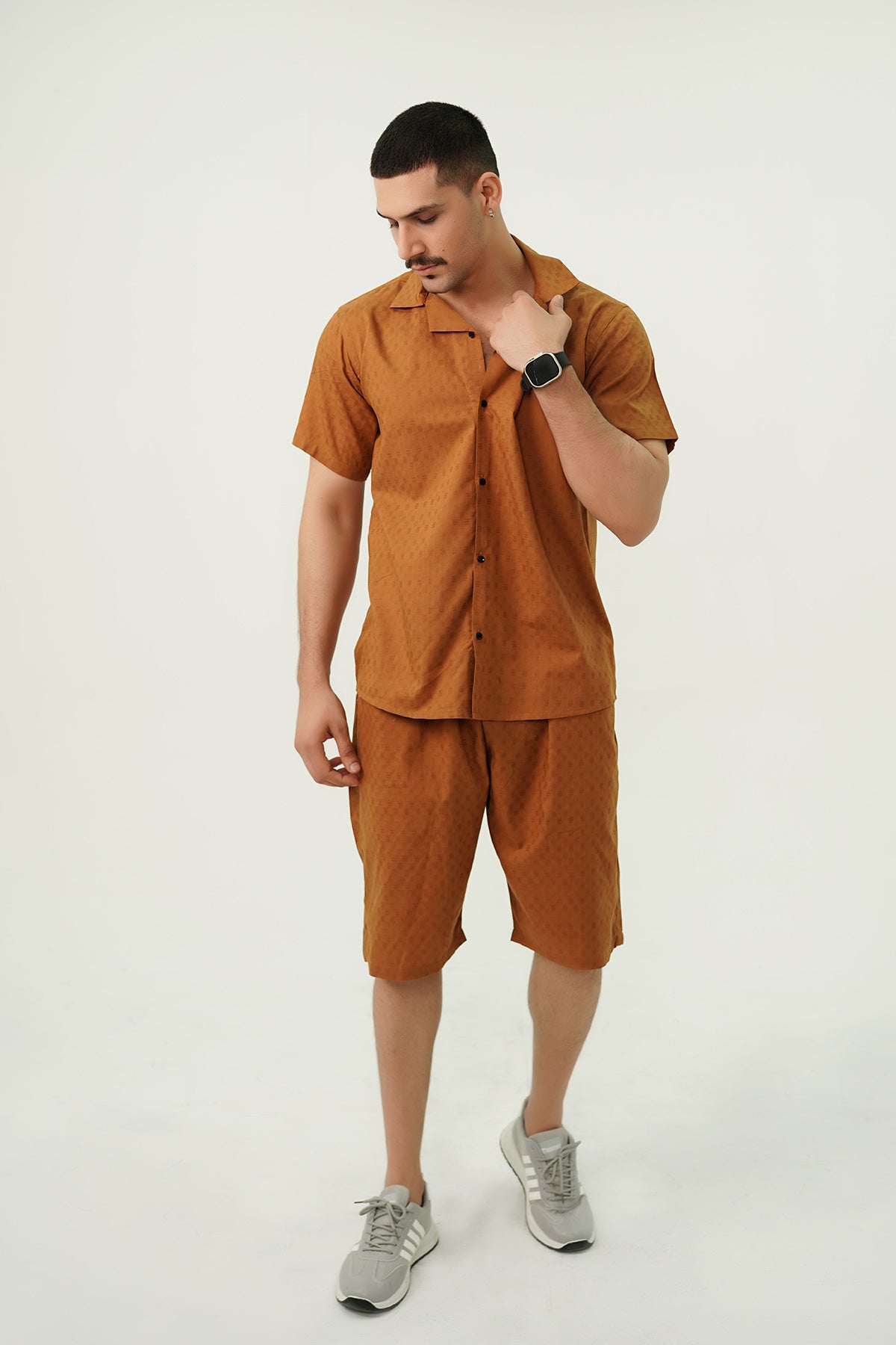 TEXTURED SHORTS SET